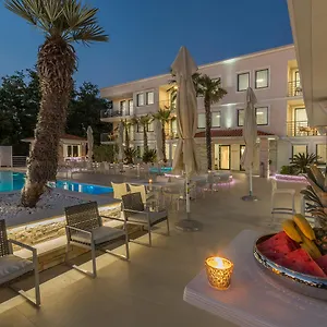 Hotel Adeo ****