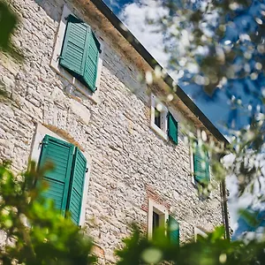 Panzió Casa Romantica La Parenzana ***