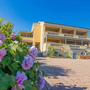 Apartmán Center Dekanic