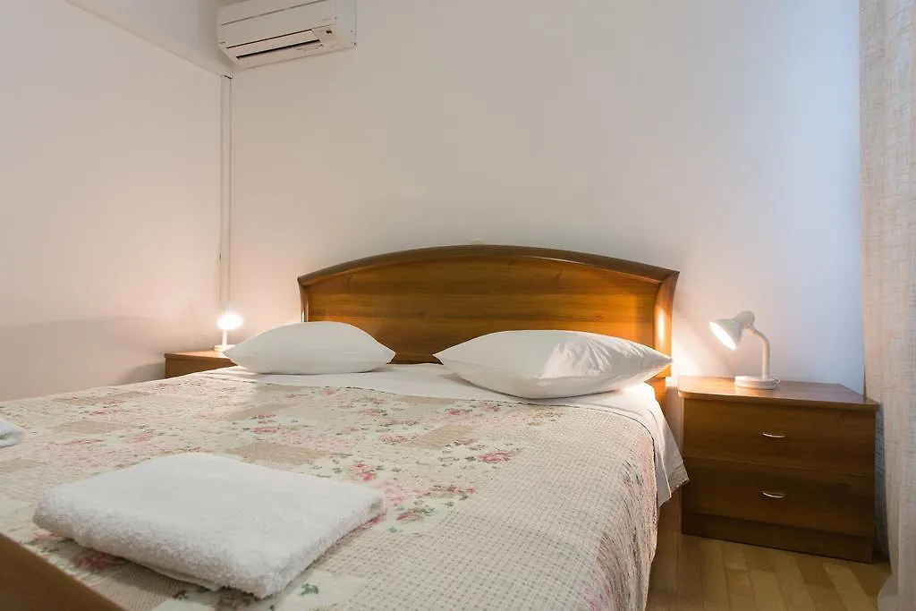 Bed & Breakfast Mario Krk Town Croatie