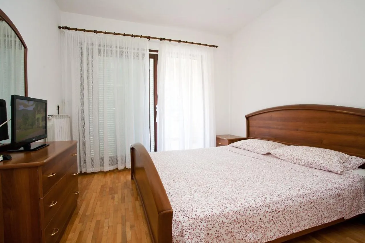 Bed & Breakfast Mario Krk Town 3*,  Croatie